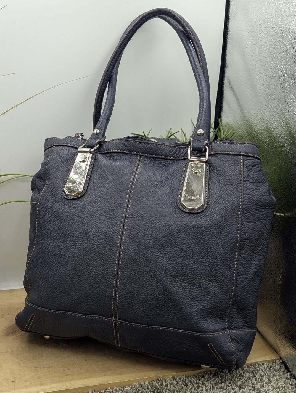 Tignanello Blue Leather Shoulder Bag Snap Close Zip Pockets Casual Dress